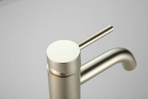 Saniclear Plus wastafelkraan geborsteld messing mat goud